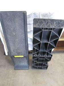 Convenient Pair of ridgid plastic M...