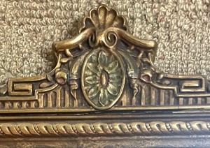 lot 68 image: Vintage Decorative Wall Mirror