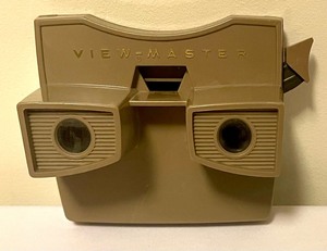 lot 76 image: Vintage View Master Slide Viewer and 7 Slides