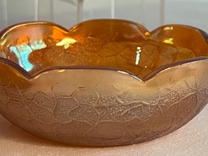lot 35 image: Vintage Carnival Glass Bowl Set