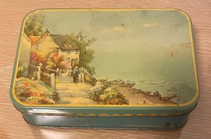 lot 175 image: Vintage Wares