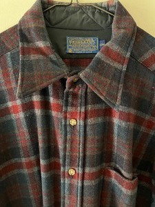 lot 139 image: Vintage Pendleton Wool Shirt Size Large Long