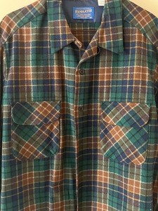 lot 137 image: Vintage Pendleton Wool Shirt Size XL