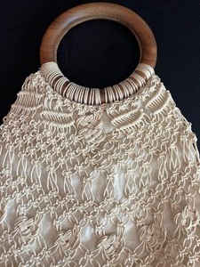 lot 134 image: Vintage Beige Crochet  Macrame Handbag