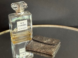 lot 108 image: Vintage Mirrored Vanity Tray and Chanel no 5 Perfume Bottle