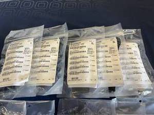 MSRP $250  Lot New In Package Breg Patellar Tendon Compression Knee Straps (XL, Large, Medium, Small)