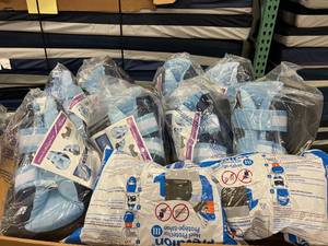 MSRP $800  Large Lot NEW MediChoice Ultimate Off-Loading Heel Boots with Anti-Rotation Wedges Plus Sage Prevalon Heel Protectors III Stock Photos Shown In Pics