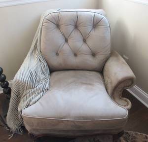 lot 114 image: Hancock and Moore Chair and Ottoman