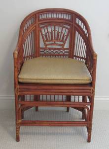 lot 58 image: Bamboo Desk and Chair