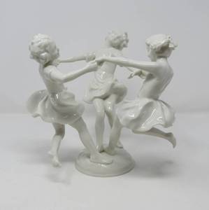 lot 4 image: Lorenz Hutschenruther Kunstabteillung 1624w A Rare and Collectible Piece of Art Ceramic