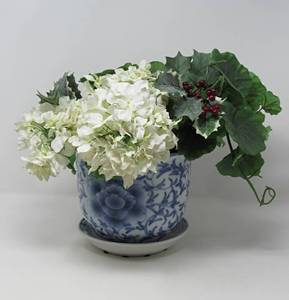 lot 7 image: Westminster Whittington Seiko Clock and decorative bowl with silk flower arrangement bundle