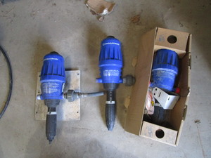 (3) Dosatron D14MZ2 Water Powered DoserInjectors