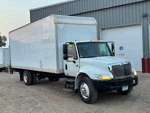 2007 International 4300 Box Truck