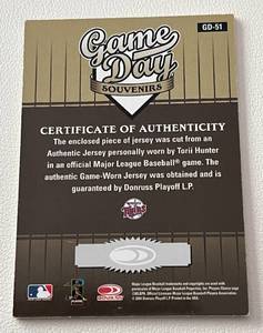 lot 42 image: Tori Hunter Authentic Game-Worn Jersey Patch Relic - 2004 Donruss Studio Game Day Souvenirs #GD-51 Minnesota Twins Baseball Card