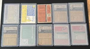 lot 35 image: Vintage Twins Lot of 10 Cards including Carew, Killebrew, Oliva and more from 1961-1975 Baseball