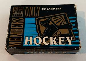 lot 231 image: 1994 Topps Stadium Club Members Only Hockey 50 Card Complete Set
