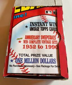 lot 255 image: 1991 Topps Baseball Box, 36 Sealed Packs