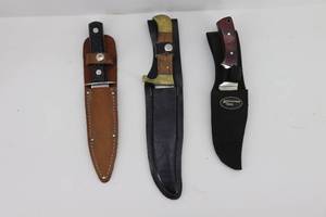 lot 16 image: (3) Buck Style Knives