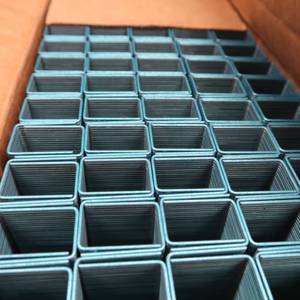 lot 22 image: PASLODE WIDE CROWN 16 GAUGE STAPLES NEW