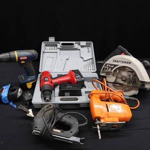 lot 58 image: LOT OF POWER TOOLS SOME RECHARGEABLE SOME CORDED