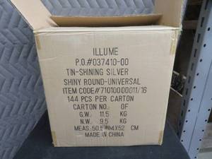 lot 73 image: CASE OF NEW SMALL TIN CANS WITH LIDS