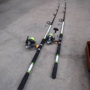 lot 1H image: 2 CAT DADDY ROD AND REELS