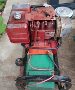 lot 81 image: HOMELITE GENERATOR 11 HP