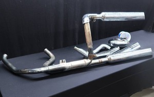 lot 85 image: HARLEY STOCK EXHAUST AND AIR CLEANER