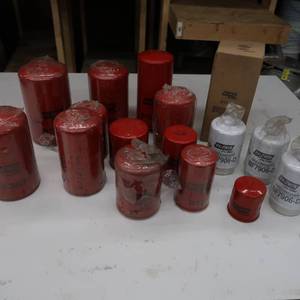 lot 76 image: BALDWIN FILTERS