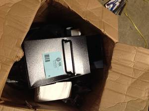 lot 8 image: VEVOR Pellet Smoker 480 sq. in. Portable Wood Pellet Grill with Cart 8-in-1 BBQ Grill, Black  dented  Customer Returns See Pictures