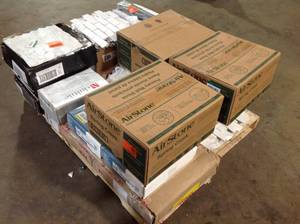lot 37 image: Pallet of Mixed Assorted Ceramic Flooring Various Models and Conditions Customer Returns See Pictures