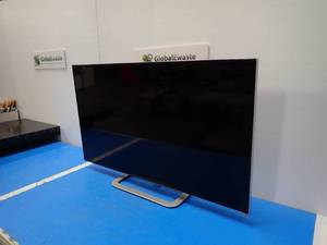 lot 1 image: Vizio&nbspM422i-B1 TV  42 screen with 1080p resolution  built in speakers  includes power cable