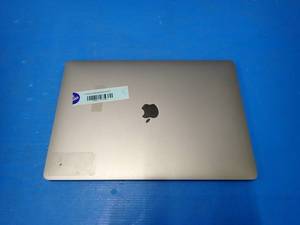 lot 21 image: Apple&nbspMacBookPro14,3 A1707 MPTR2LLA &nbspINTEL(R) CORE(TM) I7-7700HQ CPU  2.80GHZ  16GB DDR4 SDRAM  251GB SSD  15.0 screen with 3360 x 2100 2K resolution  includes IOS  No charger  $375 reserve