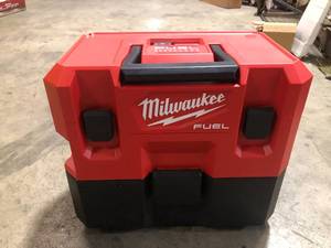 Milwaukee M12 FUEL 12-Volt Lithium-Ion Cordless 1.6 Gal. WetDry Vacuum (Vacuum-Only) Customer Returns See Pictures