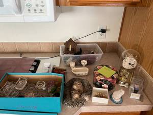 Collectibles & Jewelry