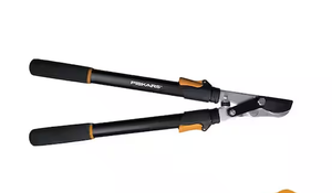 lot 70 image: Fiskars 1-34 in. Cut Capacity Steel Blade, 25 in. - 37 in. Power-Lever Bypass Lopper with Extendable Handles NEW