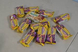 lot 198 image: 11ct Nabisco Fig Newtons  Belvita Brown Sugar and Cinnamon Breakfast Biscuit