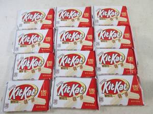 (B-3) 12 King Size Kit Kat White Ca...