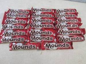 (B-3) 20 Mounds Candy Bars Past Dat...