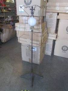 (CS) Vintage Floor Lamp Cast Iron B...