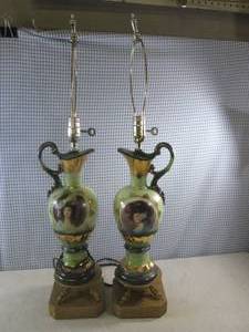 (RM6) Pair Vintage Lamps 32 Tall...