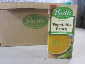 (C-2) Case of 12 Organic Vegetable ...