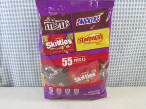 (B-3) 55pc Bag of Assorted Candy Pa...