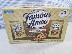 (B-3) Case 42 Pouches Famous Amos C...