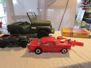 lot 61 image: Toy Car Items