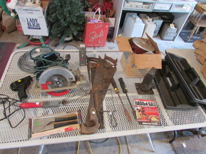 lot 92 image: Hand Tools and Garage Items
