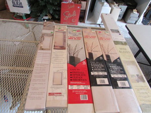 lot 97 image: Mini Blinds