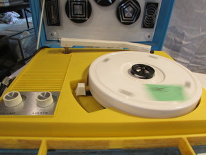 lot 146 image: Childs Phonograph