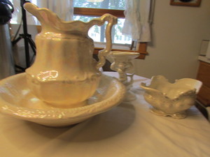 lot 168 image: Vintage Wash Basin Set