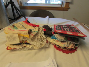 lot 169 image: Home Goods